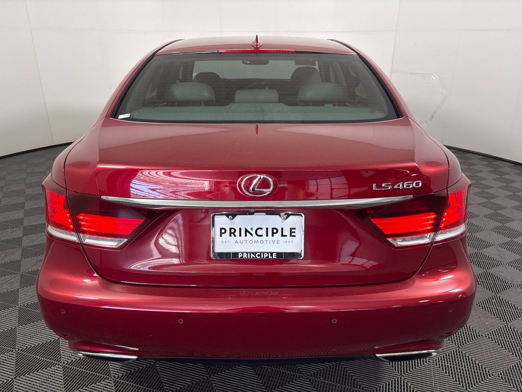 Used 2015 Lexus LS 460 w/ Comfort Package RWD image 6