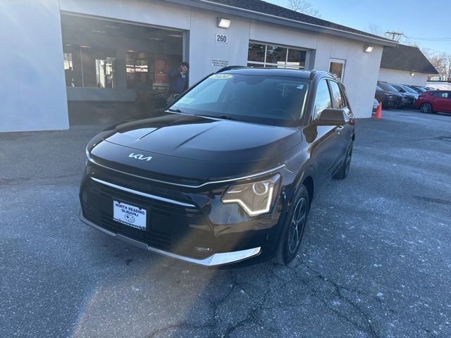 Used 2024 Kia Niro SX image 7