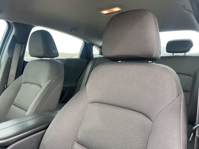 Used 2024 Chevrolet Malibu LT image 14