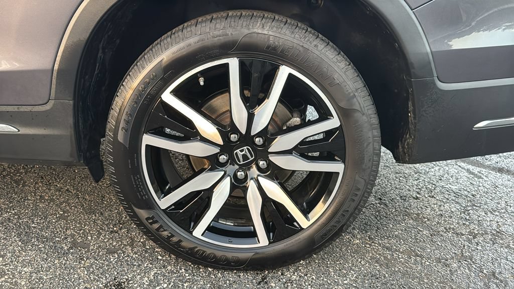 Used 2022 Honda Pilot Touring image 9