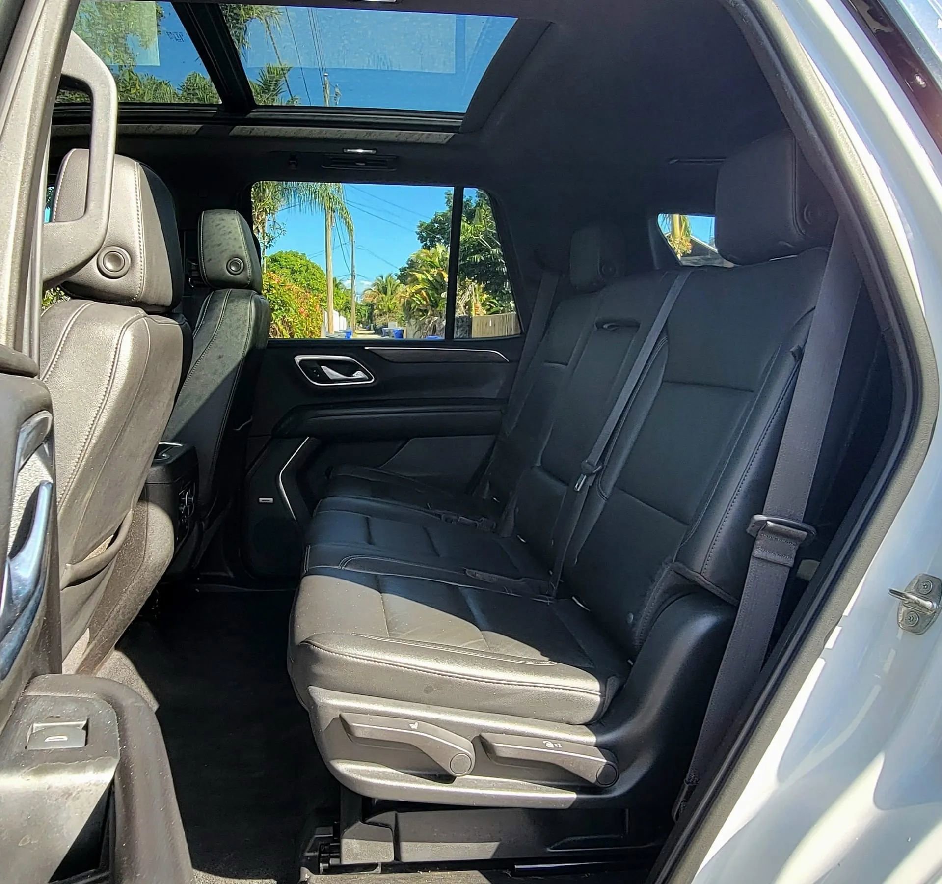 Used 2021 Chevrolet Tahoe LT w/ LT Signature Package image 7