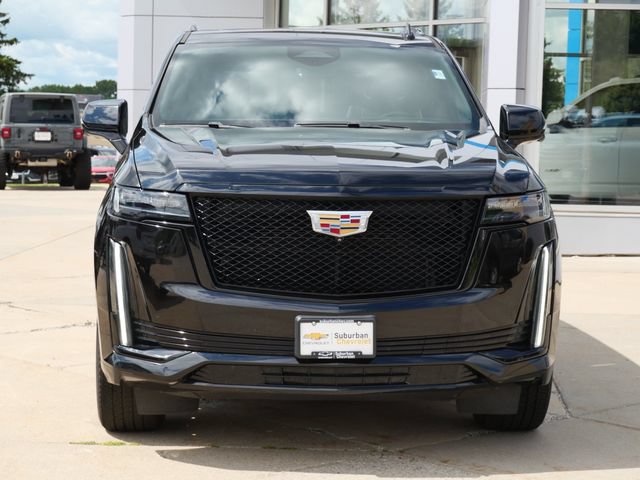 Used 2023 Cadillac Escalade Sport AWD/4WD image 2