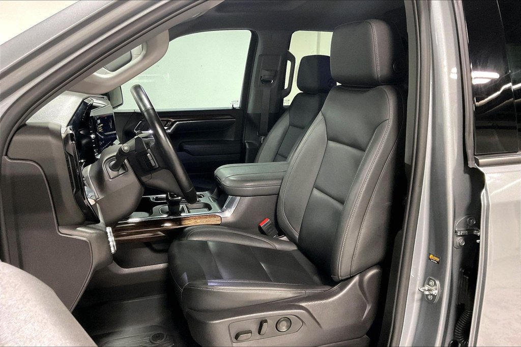 Used 2024 GMC Sierra 1500 Elevation w/ Elevation Premium Package AWD/4WD image 30