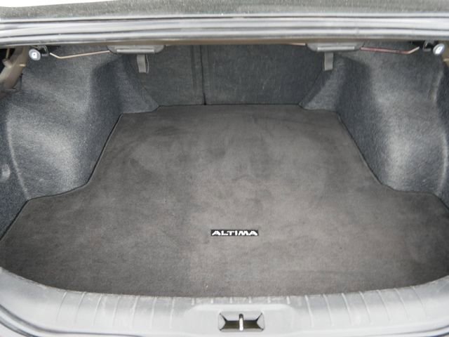 Used 2024 Nissan Altima 2.5 SV image 6