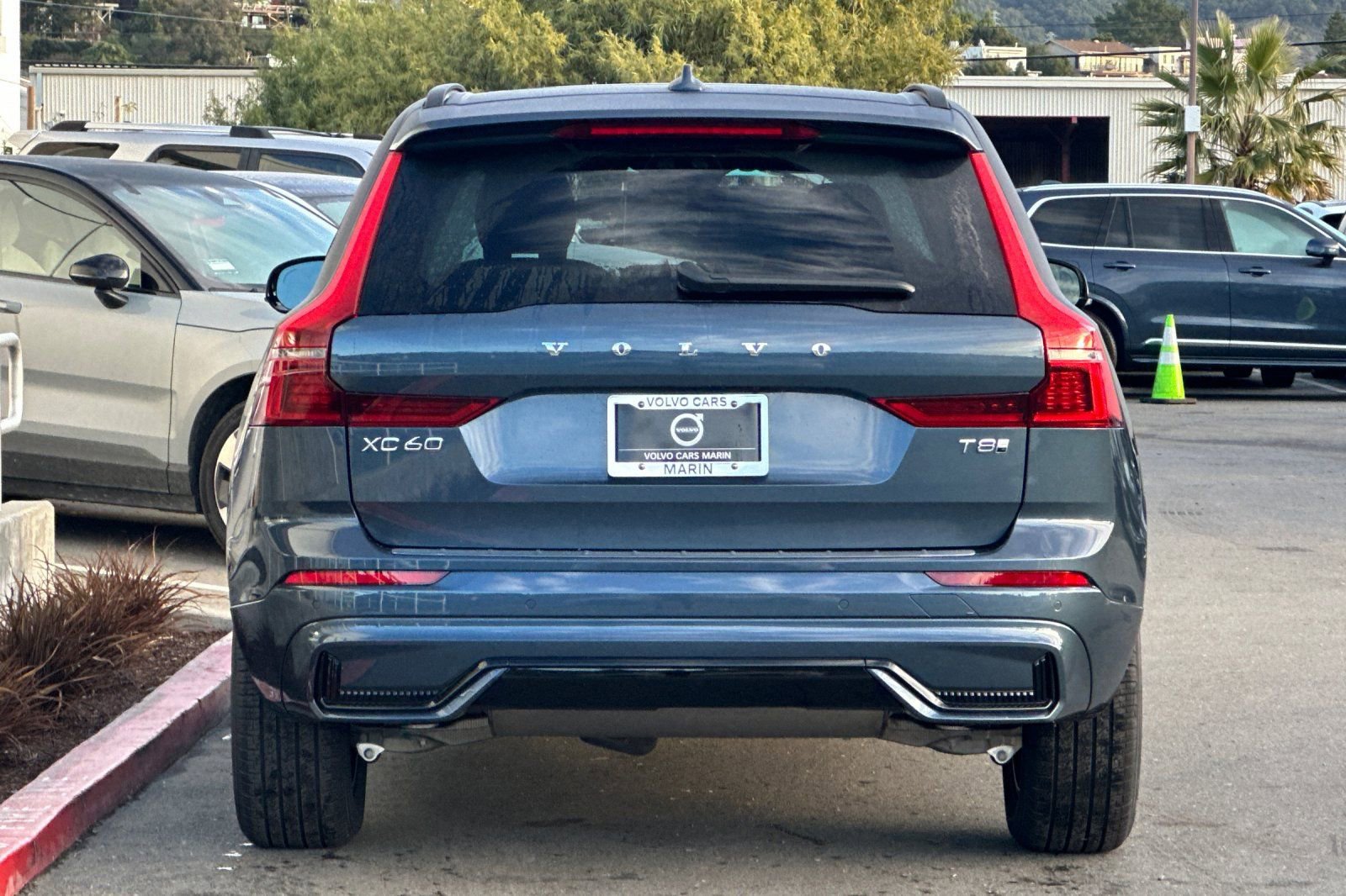 New 2026 Volvo XC60 T8 Core AWD/4WD image 7