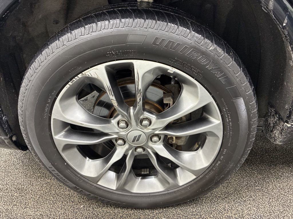 Used 2019 Dodge Durango GT image 9