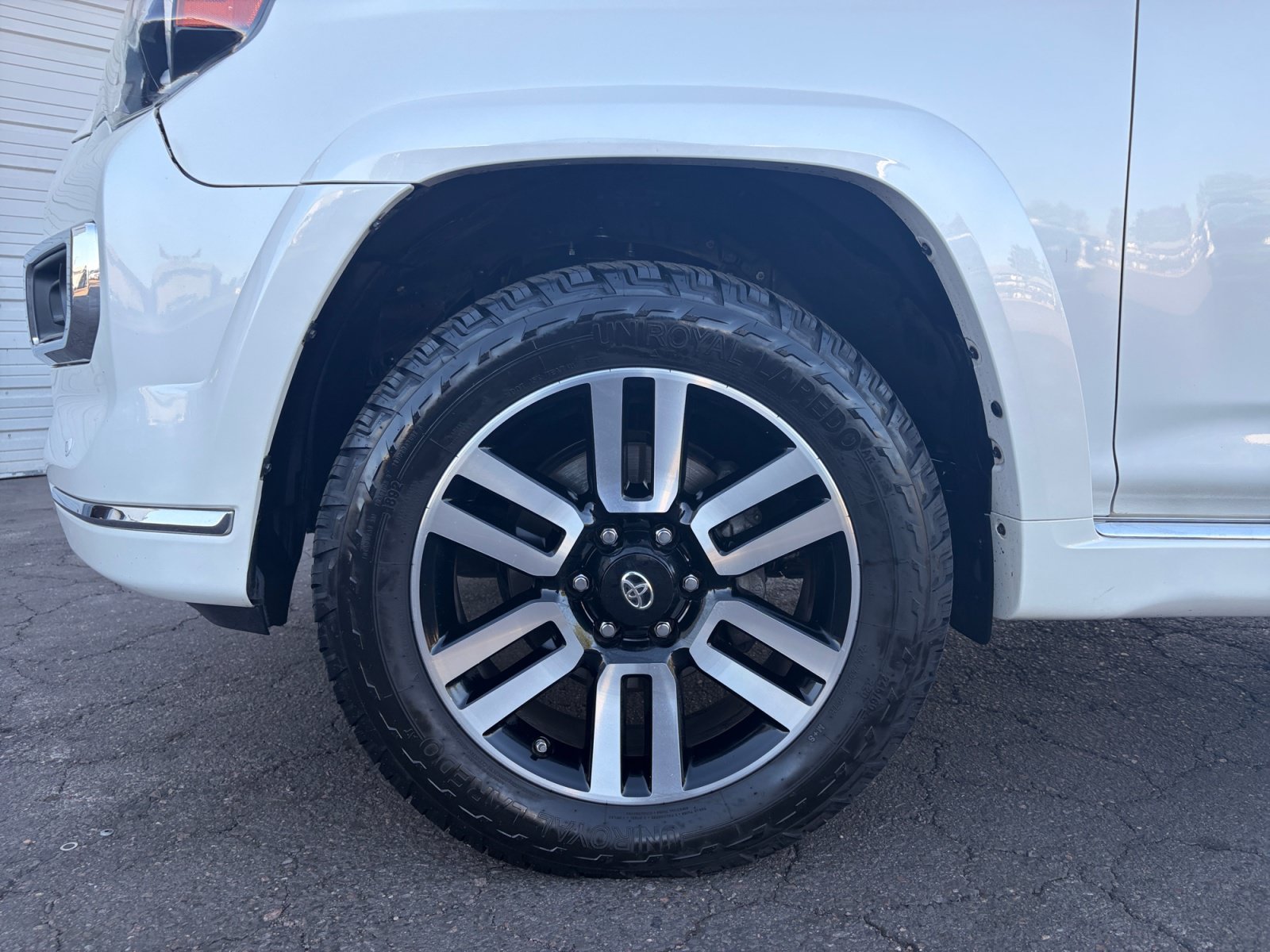 Used 2018 Toyota 4Runner Limited AWD/4WD image 11