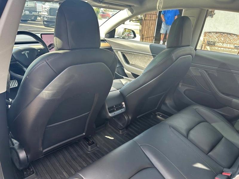 Used 2020 Tesla Model 3 Standard Range Plus image 14