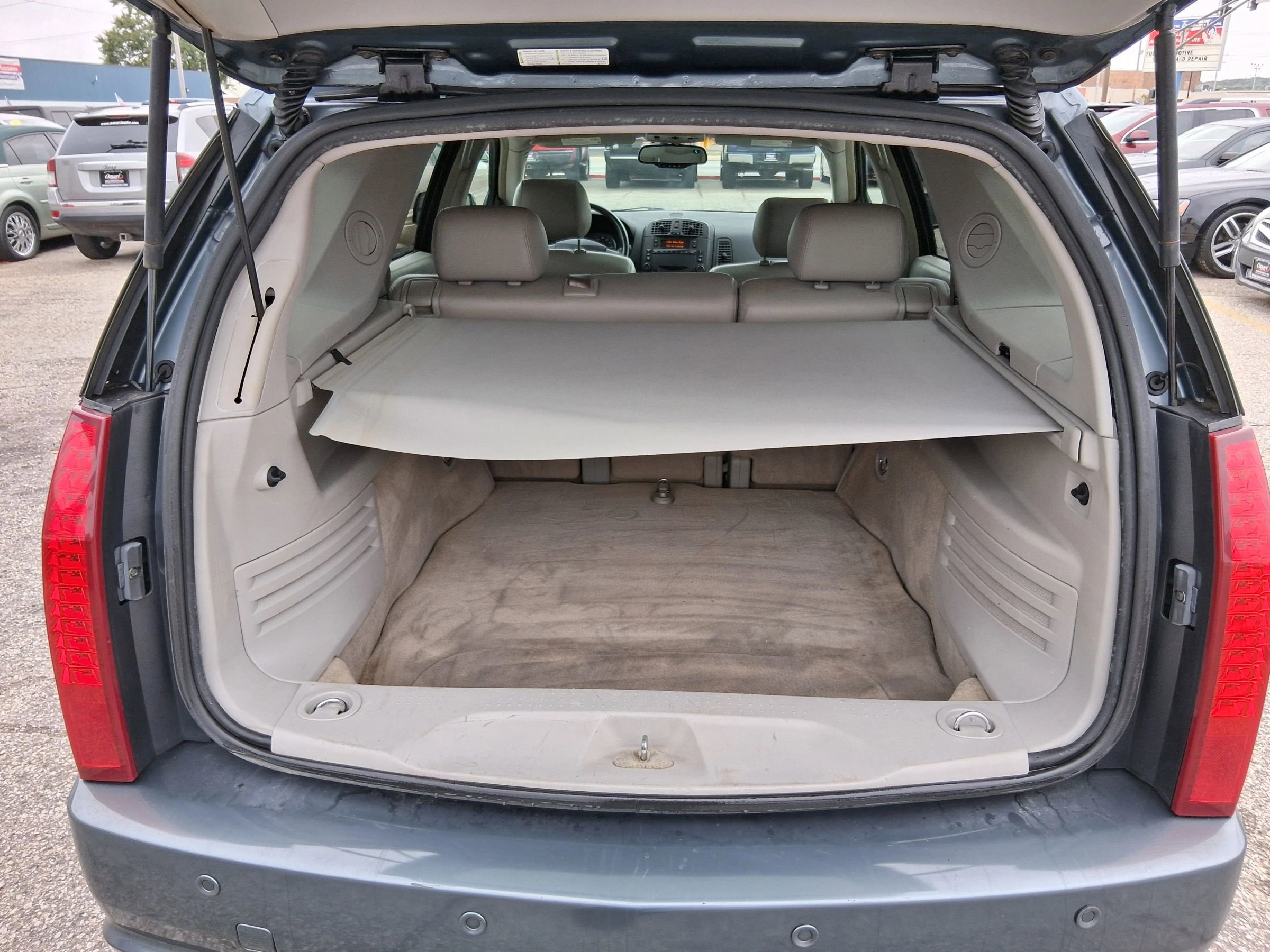 Used 2006 Cadillac SRX AWD/4WD image 11