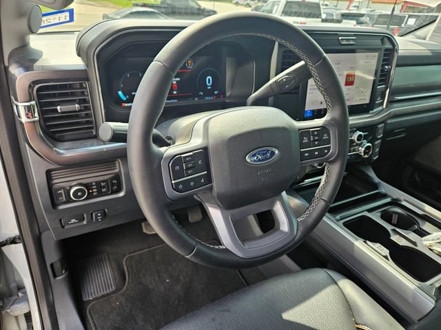Used 2026 Ford F250 Lariat w/ FX4 Off-Road Package AWD/4WD image 11