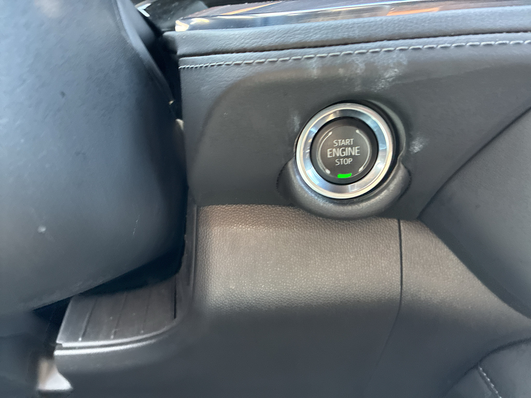 Used 2025 Chevrolet Tahoe Z71 AWD/4WD image 29