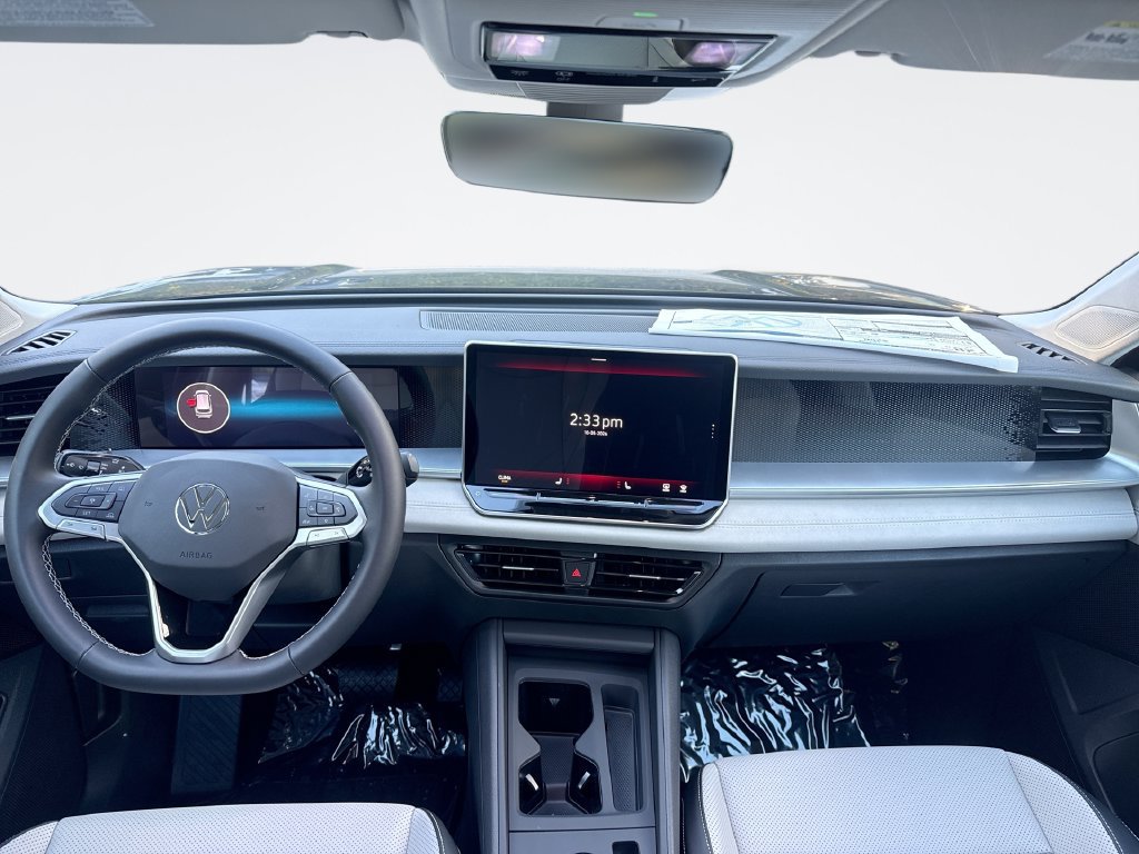 New 2026 Volkswagen Tiguan SE FWD image 22