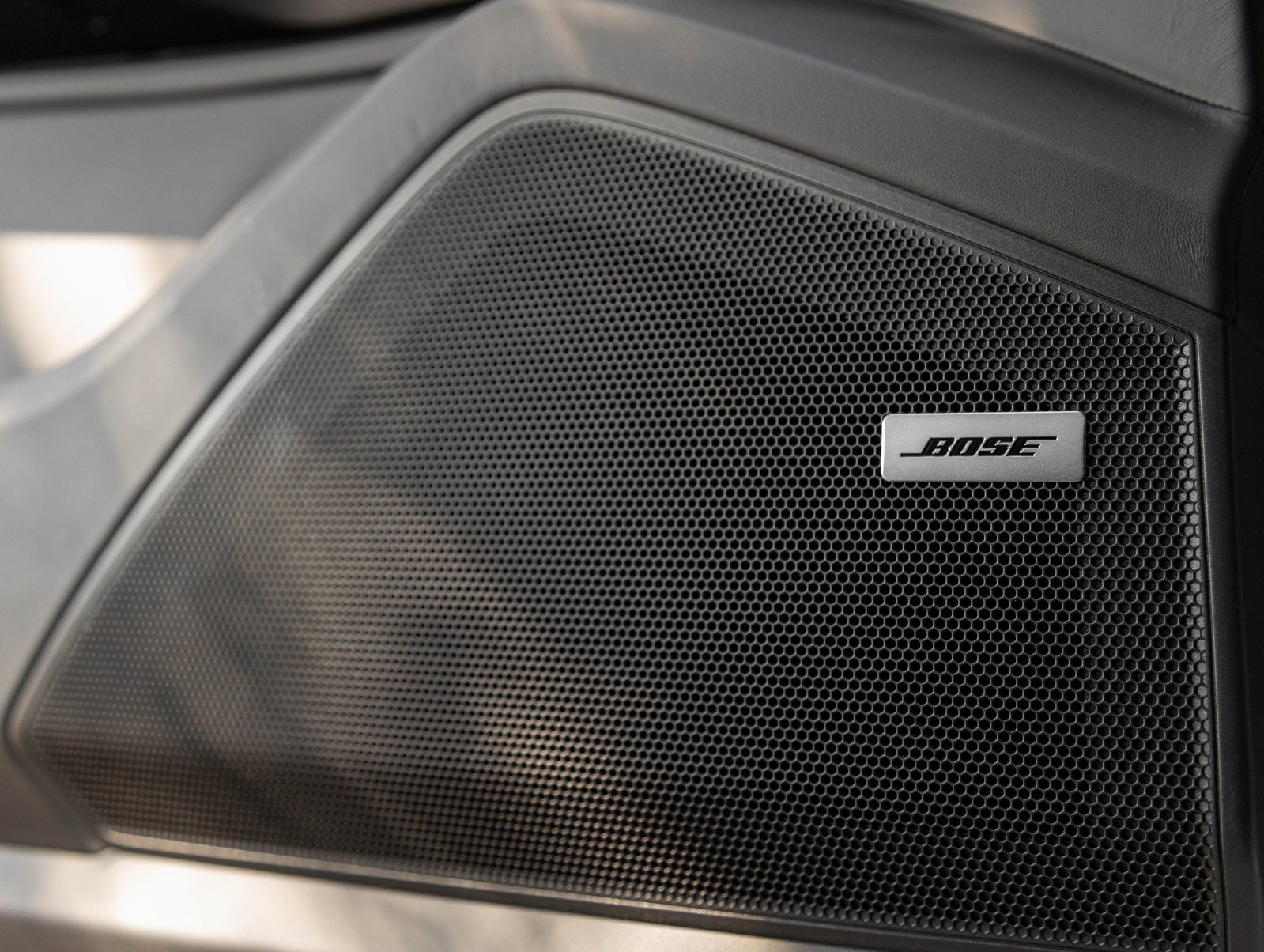 Used 2025 Porsche Cayenne Turbo image 21