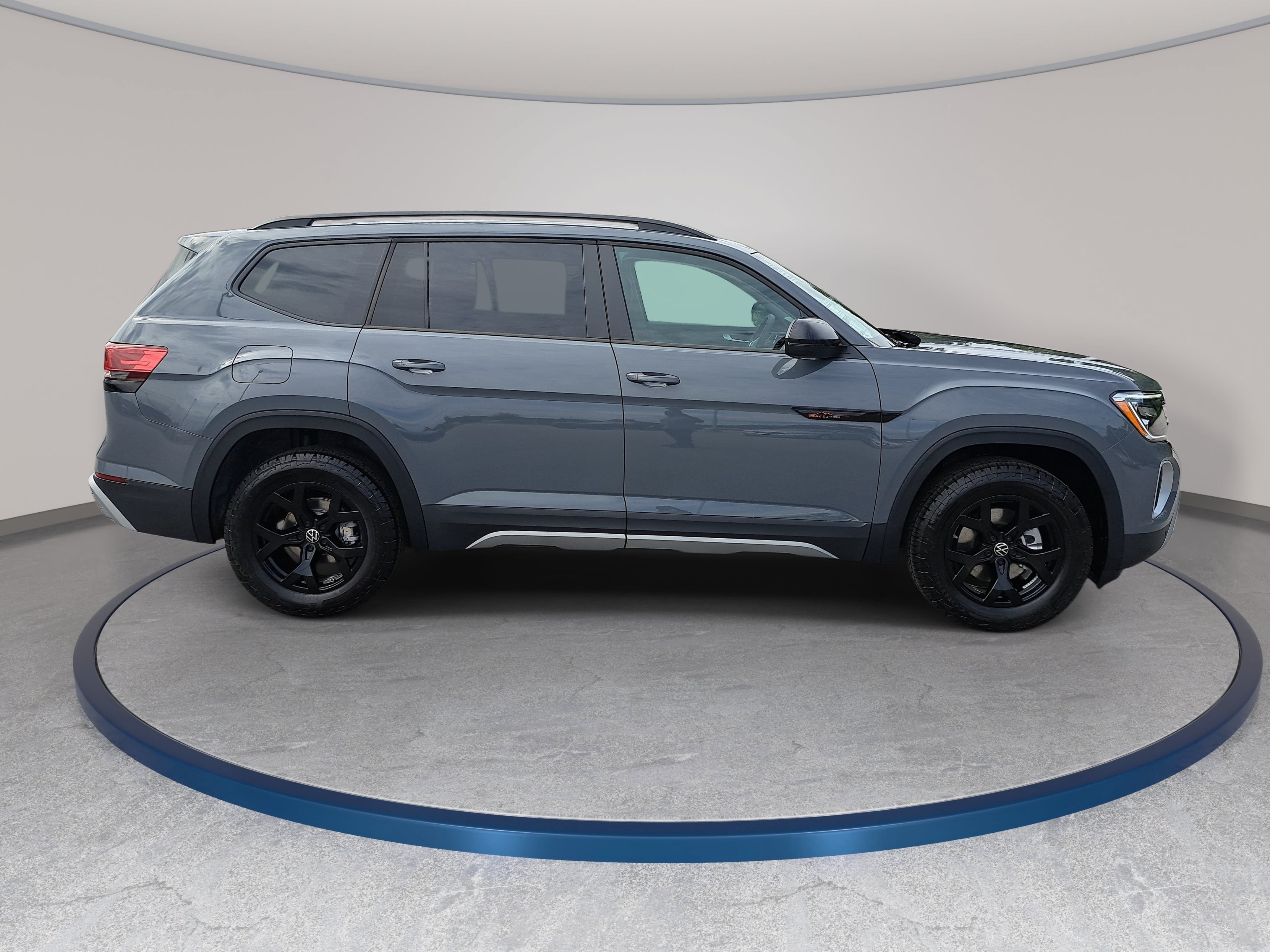 New 2026 Volkswagen Atlas Peak Edition AWD/4WD image 4