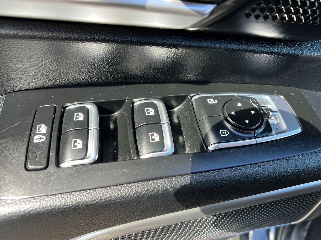 Used 2023 Kia Telluride S image 13