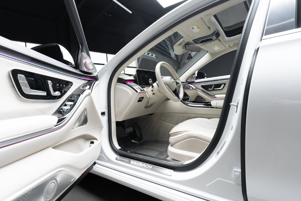 Used 2024 Mercedes-Benz Maybach S 580 4MATIC image 19