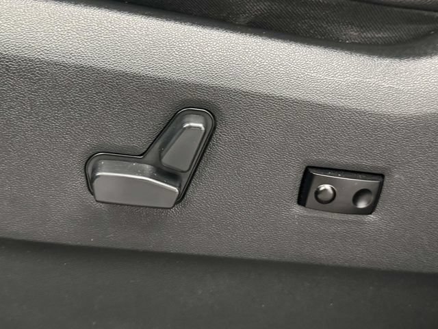 Used 2017 Dodge Grand Caravan GT FWD image 38