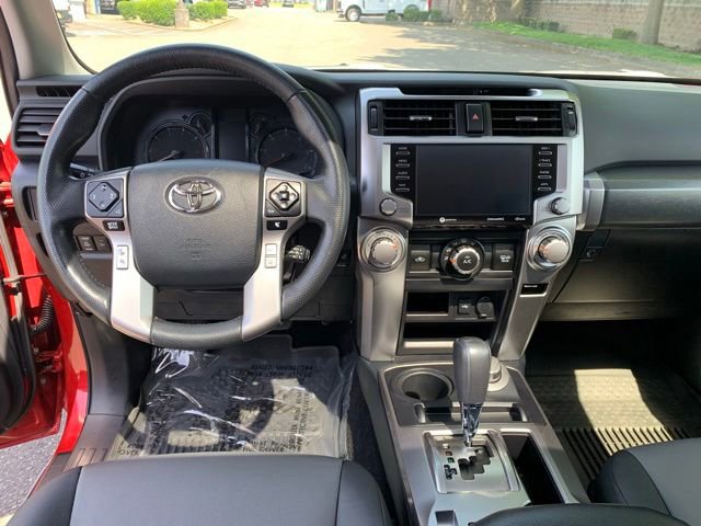 Used 2024 Toyota 4Runner SR5 Premium w/ Moonroof Package AWD/4WD image 16