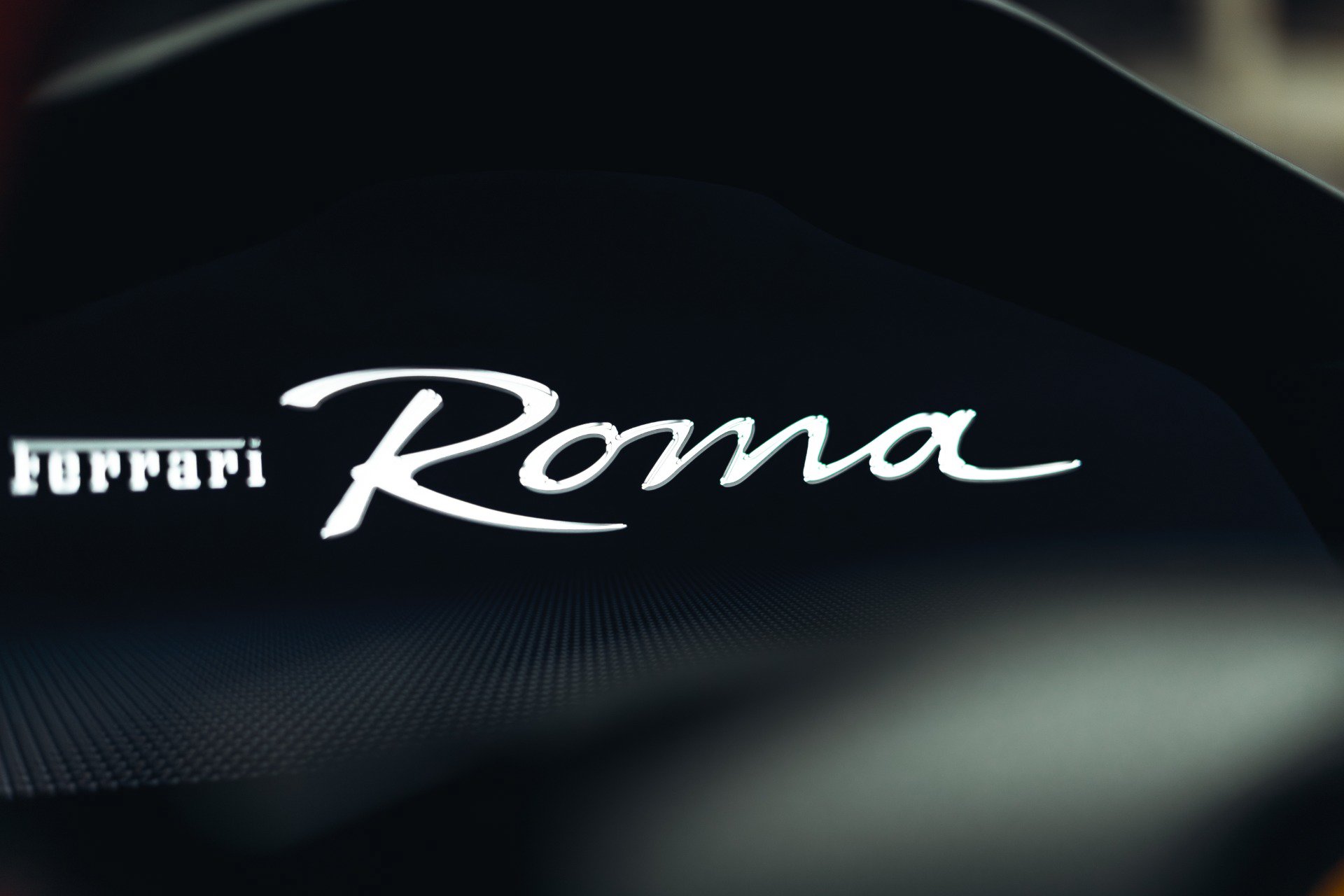 Used 2022 Ferrari Roma RWD image 90