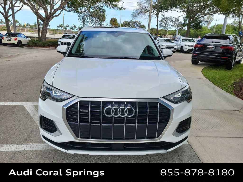 Used 2020 Audi Q3 2.0T Premium image 3