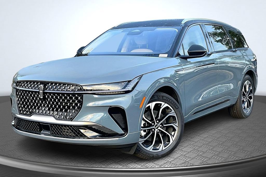 New 2026 Lincoln Nautilus Reserve AWD/4WD image 2