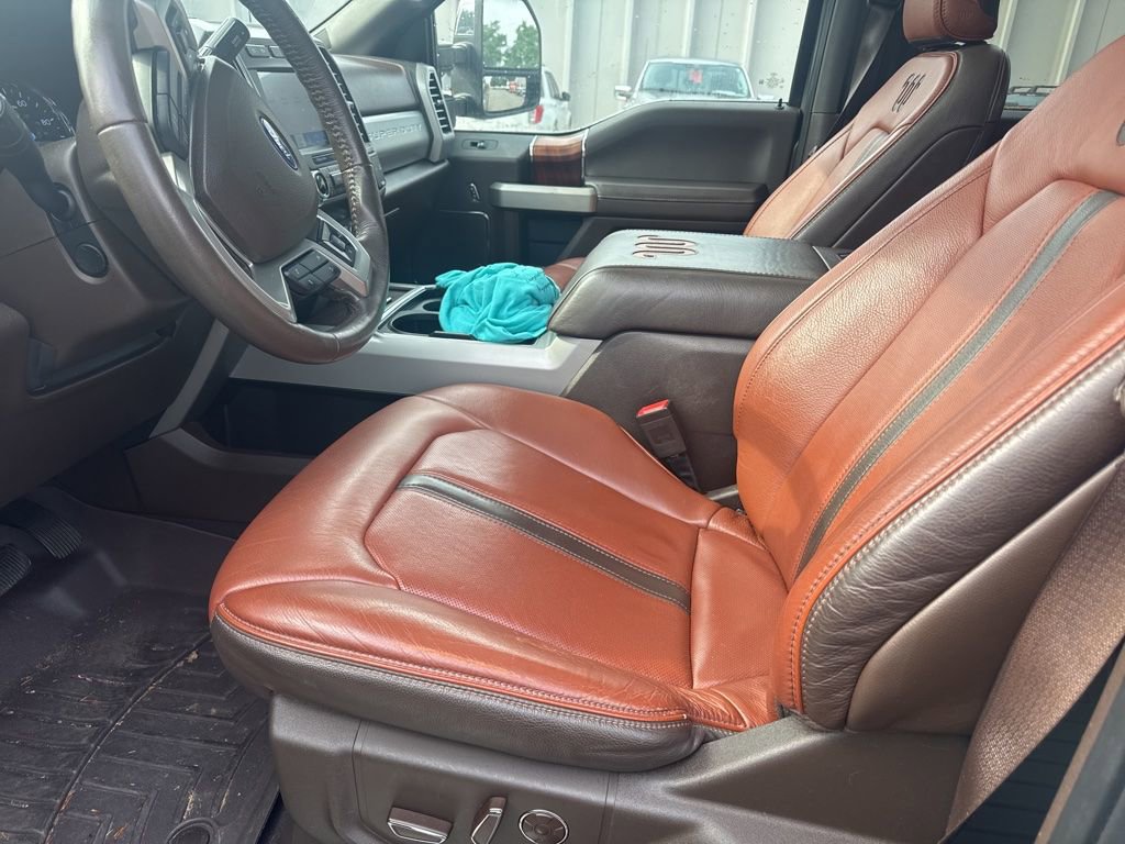 Used 2021 Ford F350 King Ranch w/ King Ranch Ultimate Package AWD/4WD image 6