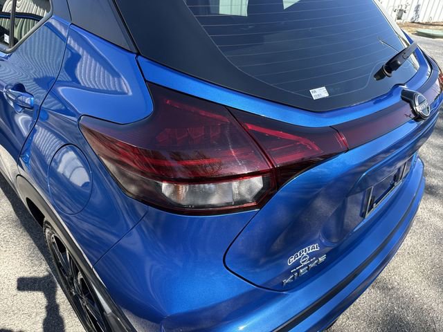 Used 2023 Nissan Kicks SR w/ SR Premium Package FWD image 32