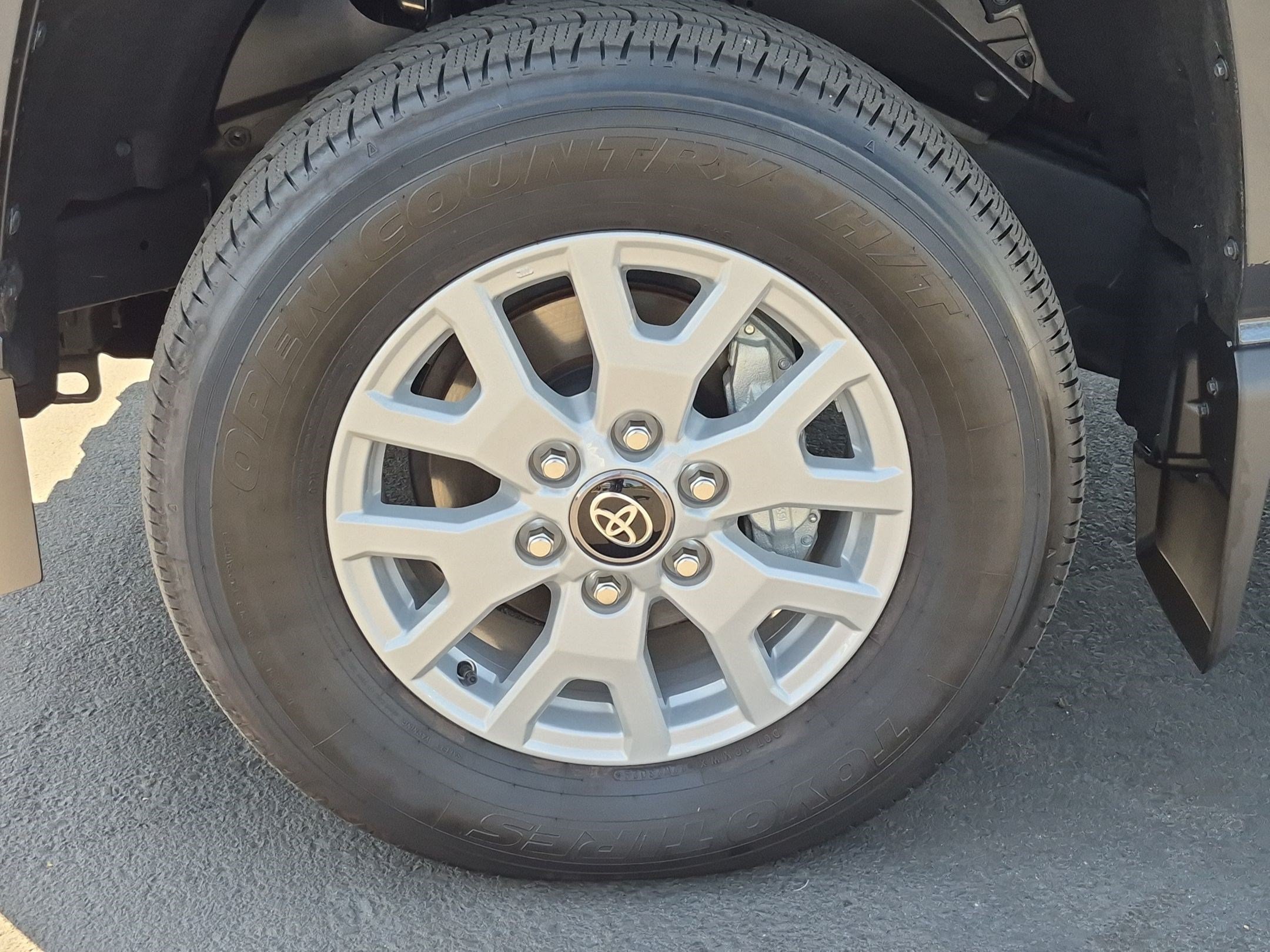 Used 2026 Toyota Tacoma SR5 AWD/4WD image 13