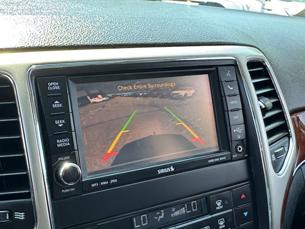 Used 2011 Jeep Grand Cherokee Limited w/ Trailer Tow Group IV AWD/4WD image 35