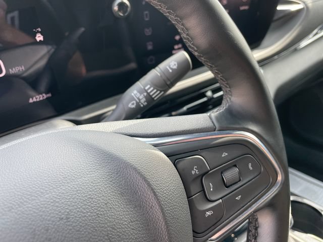 Used 2024 Buick Envista Sport Touring w/ Convenience I Package FWD image 60