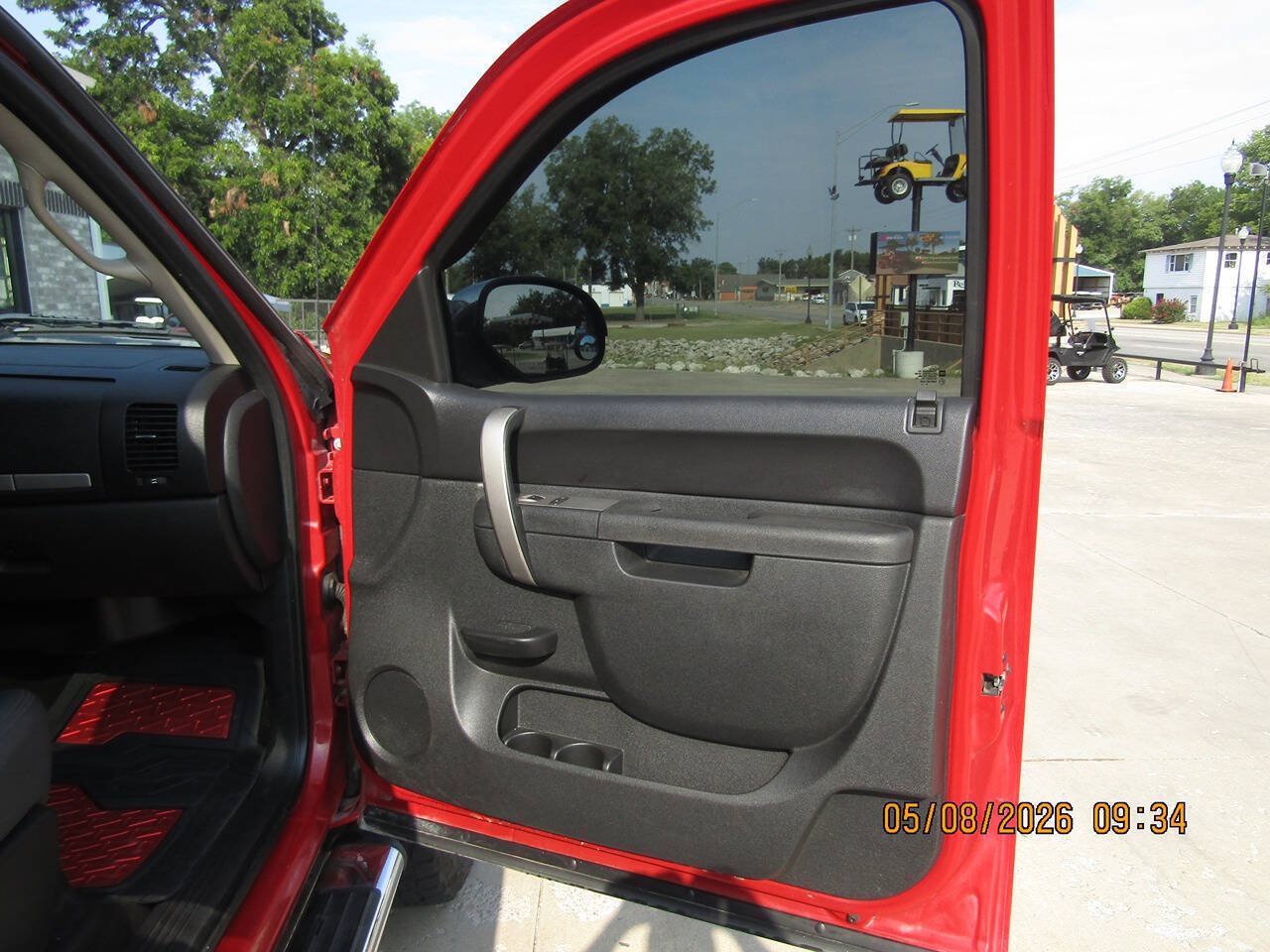 Used 2011 GMC Sierra 1500 SLE w/ Chrome Essentials Package AWD/4WD image 13