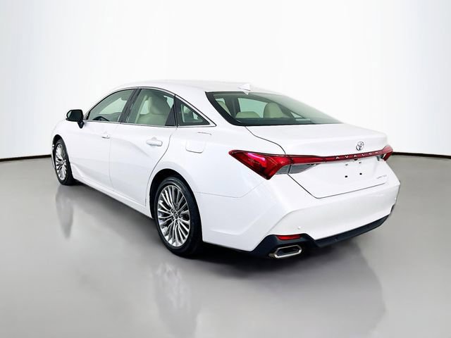 Used 2020 Toyota Avalon Limited image 7