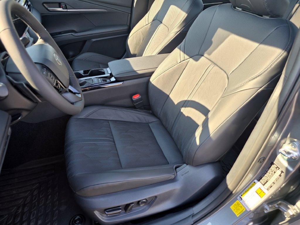 New 2027 Toyota Camry XSE w/ Premium Plus Package FWD image 25
