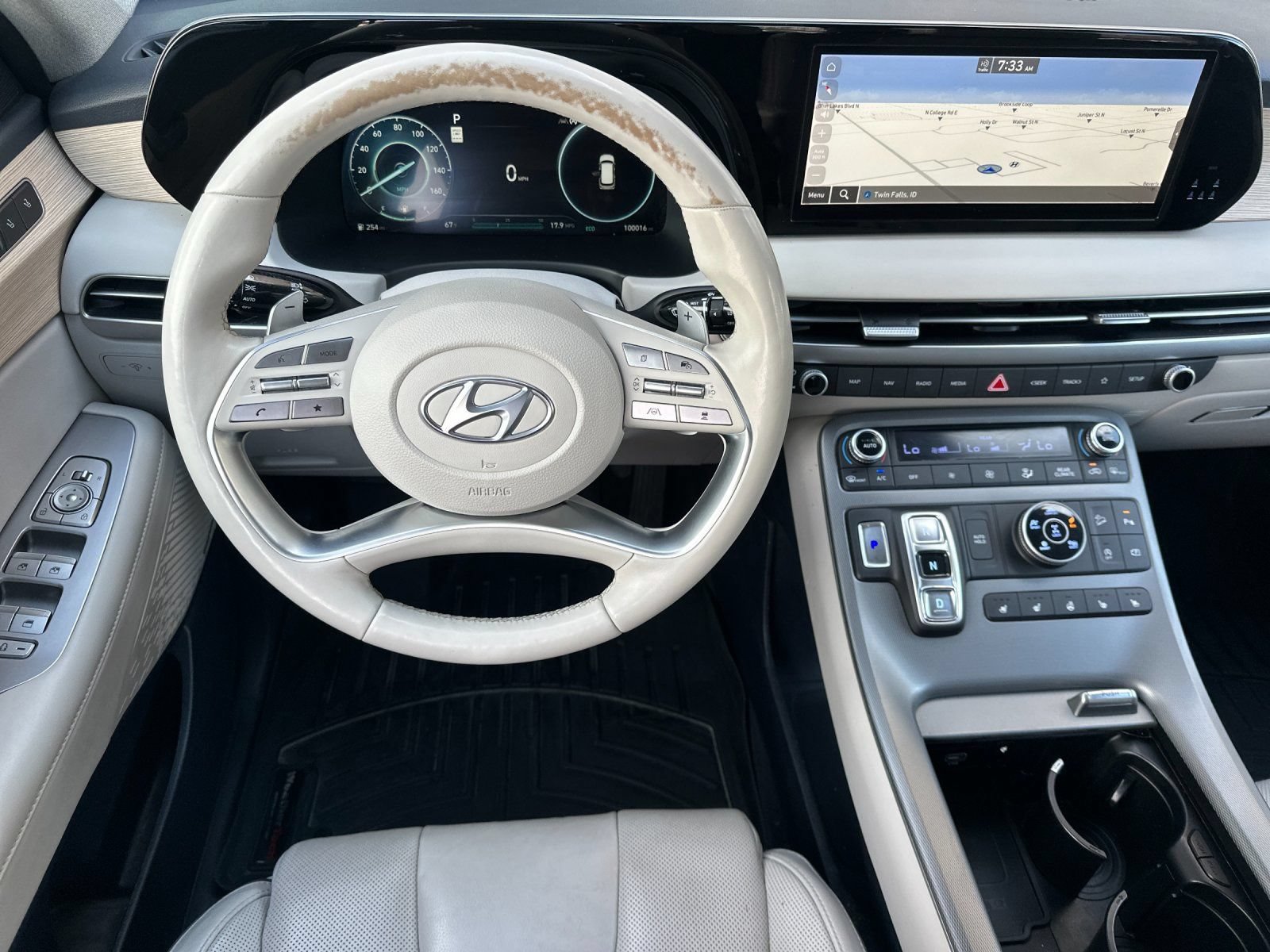 Used 2023 Hyundai Palisade Limited AWD/4WD image 15