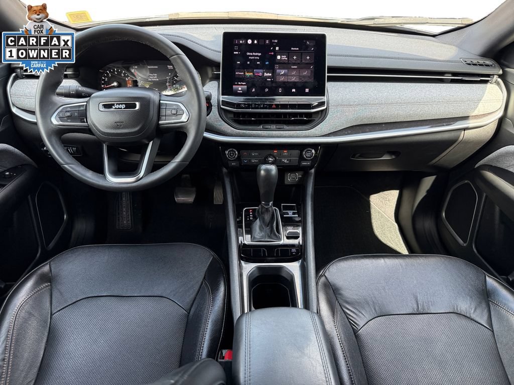 Used 2023 Jeep Compass Latitude AWD/4WD image 10