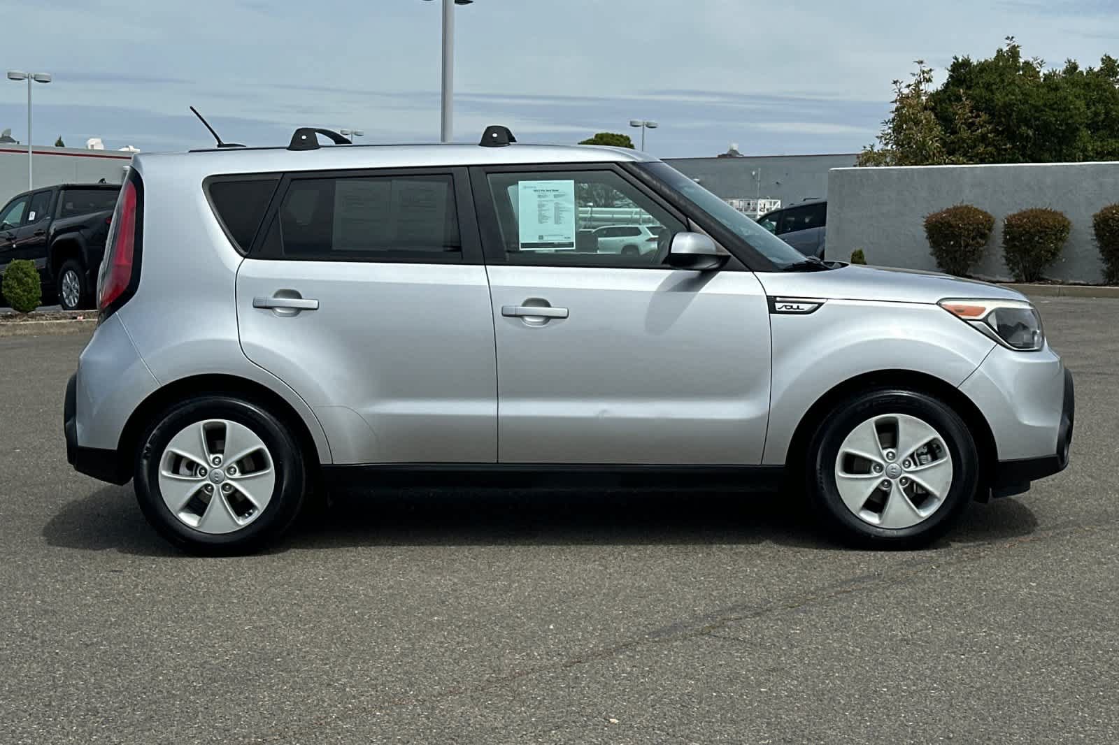 Used 2015 Kia Soul FWD image 6