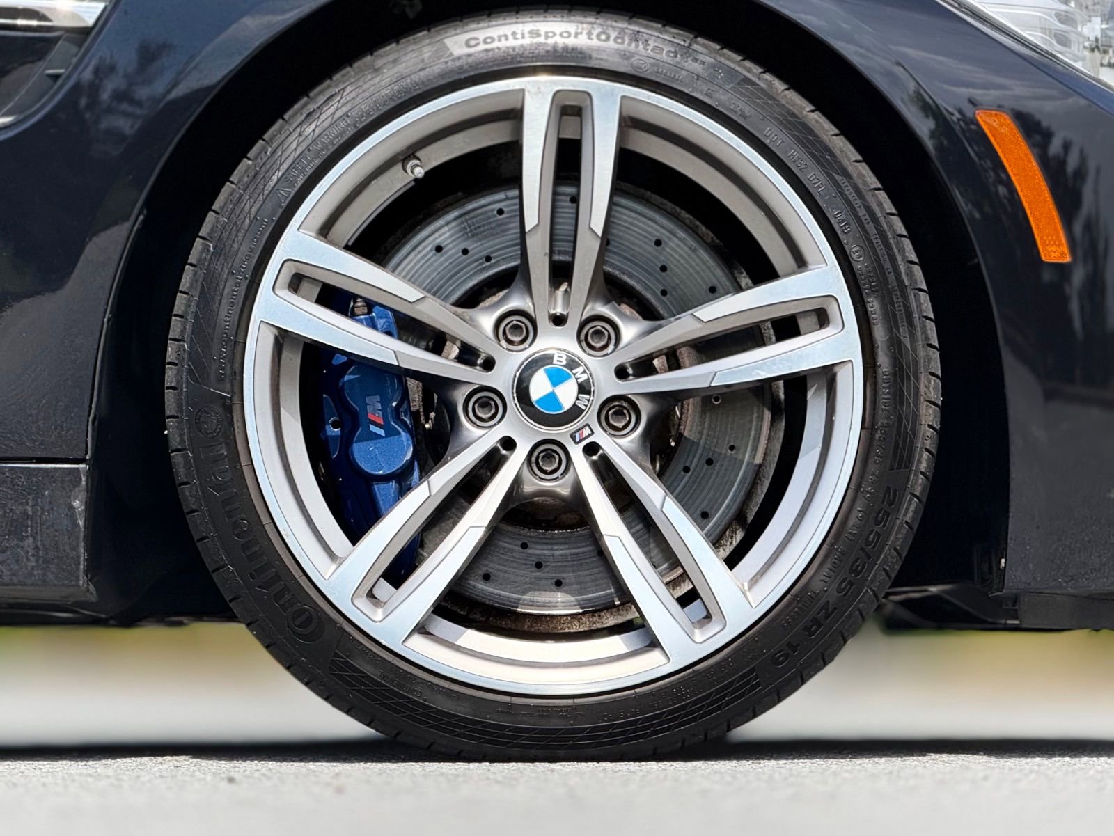 Used 2016 BMW M4 Convertible image 21