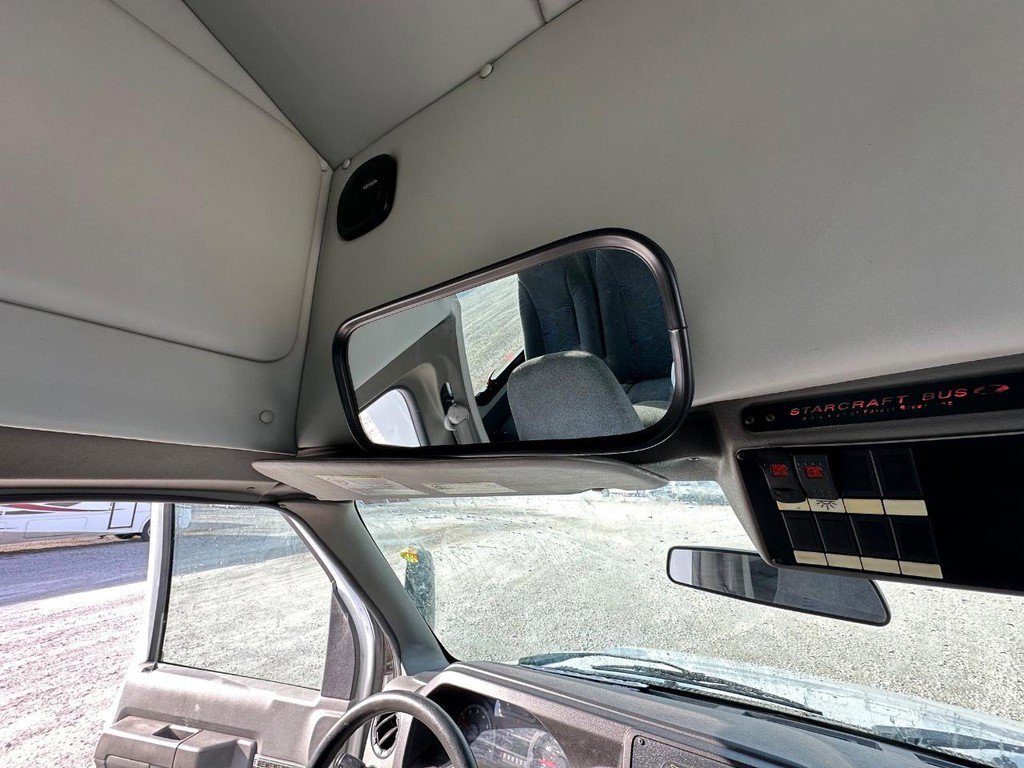 Used 2013 Ford E-450 and Econoline 450 Super Duty w/ Shuttle Bus Prep Pkg image 13