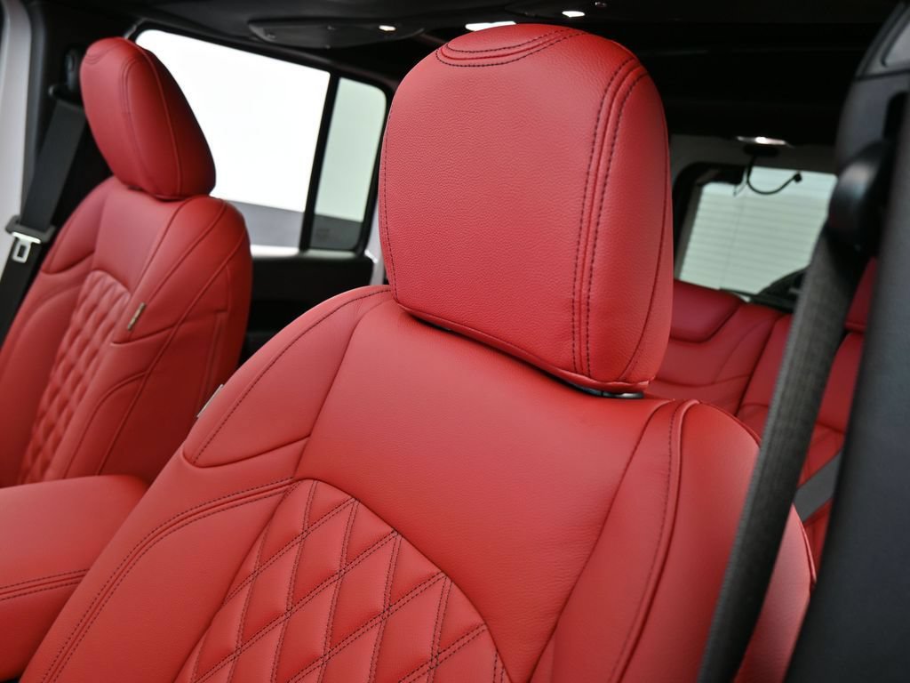 New 2026 Jeep Wrangler Unlimited Sport AWD/4WD image 15