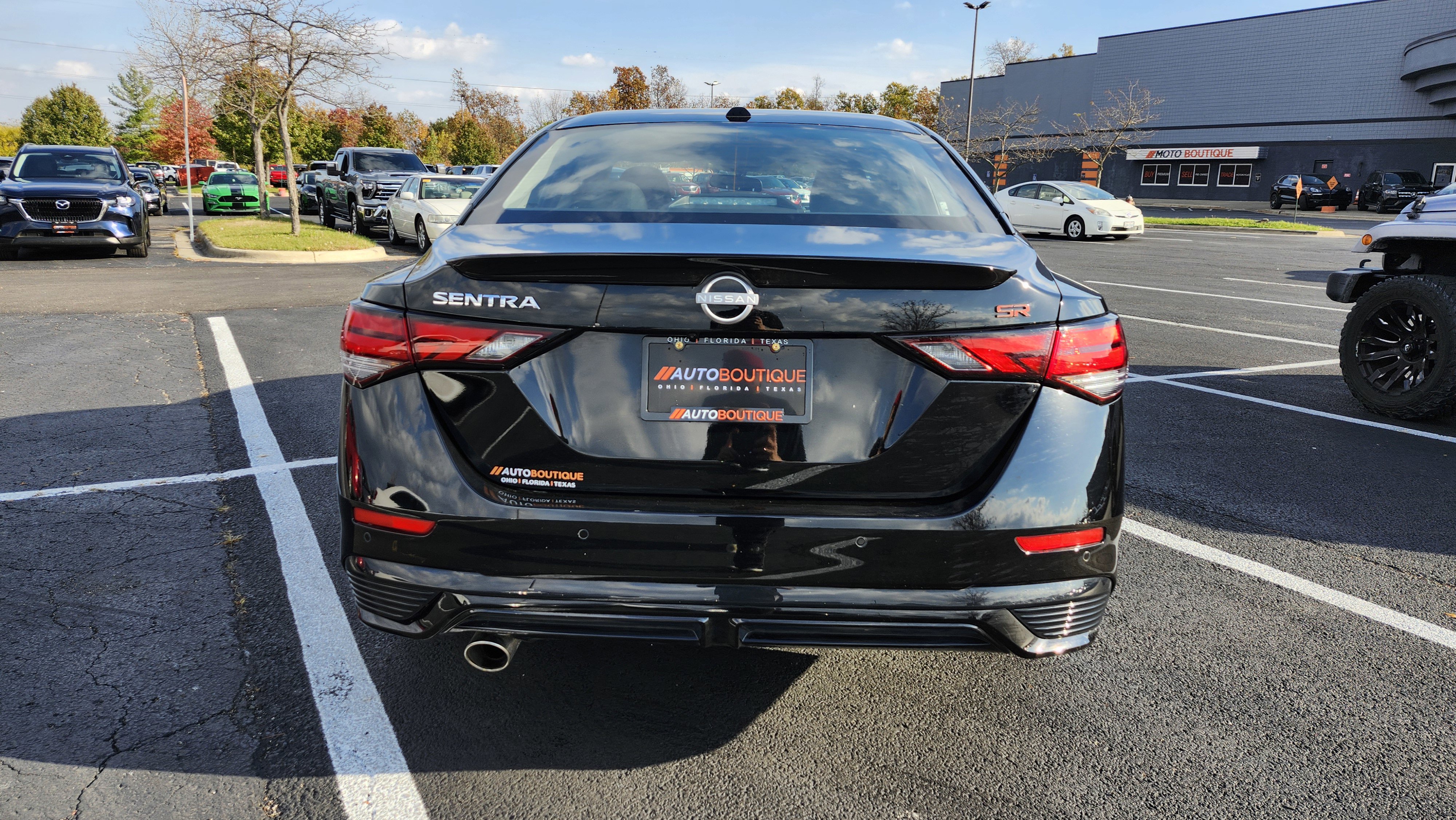 Used 2025 Nissan Sentra SR image 11