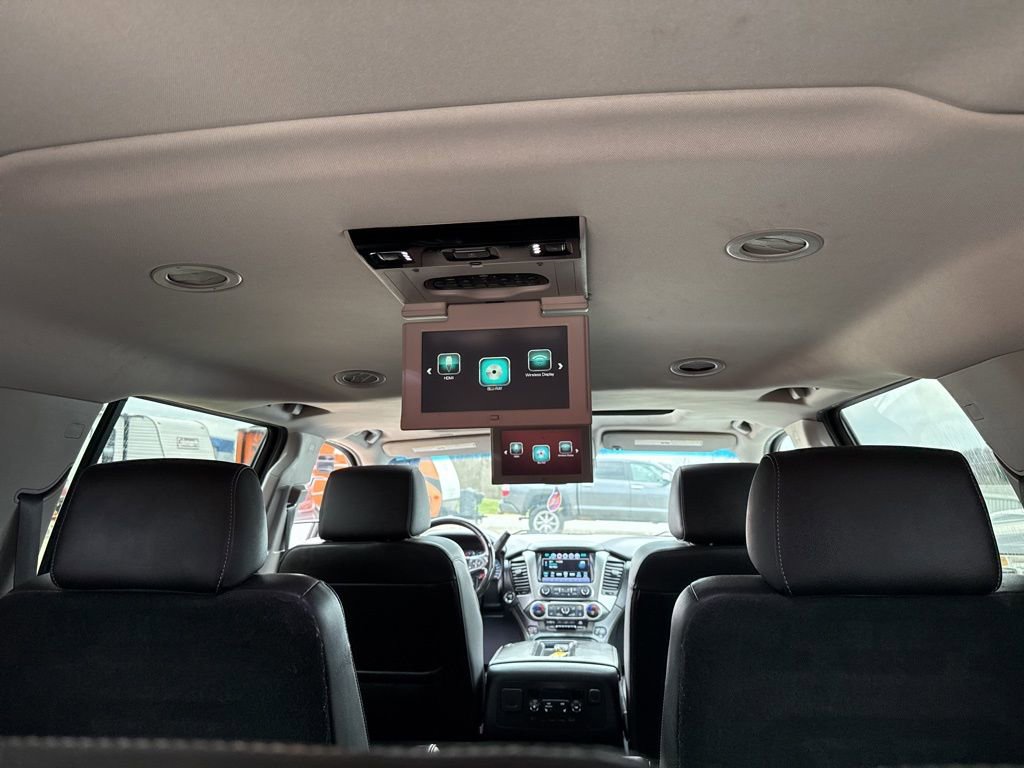 Used 2018 Chevrolet Suburban Premier AWD/4WD image 3