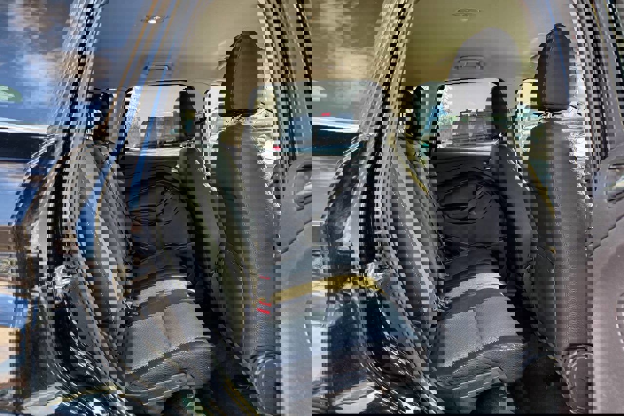 Used 2017 Ford Escape SE w/ SE Cold Weather Package image 12