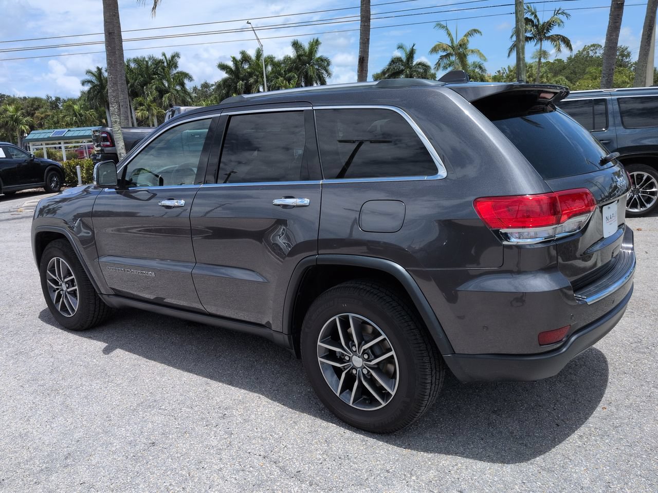 Used 2018 Jeep Grand Cherokee Limited RWD image 7