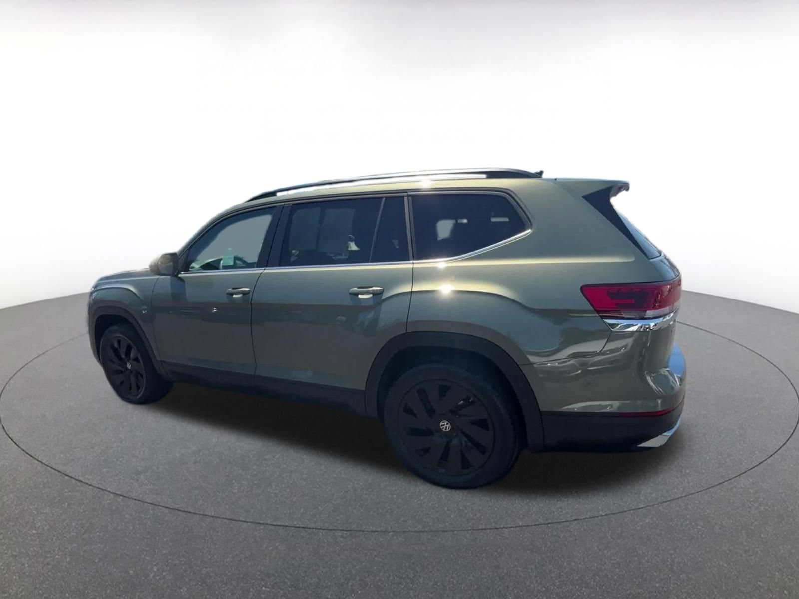 Used 2026 Volkswagen Atlas SE AWD/4WD image 9