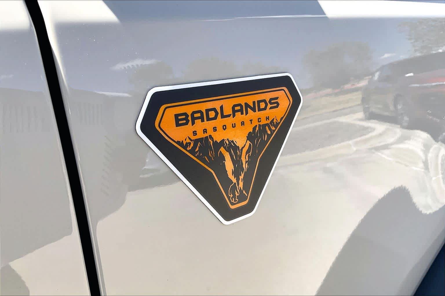 Used 2025 Ford Bronco Badlands AWD/4WD image 10