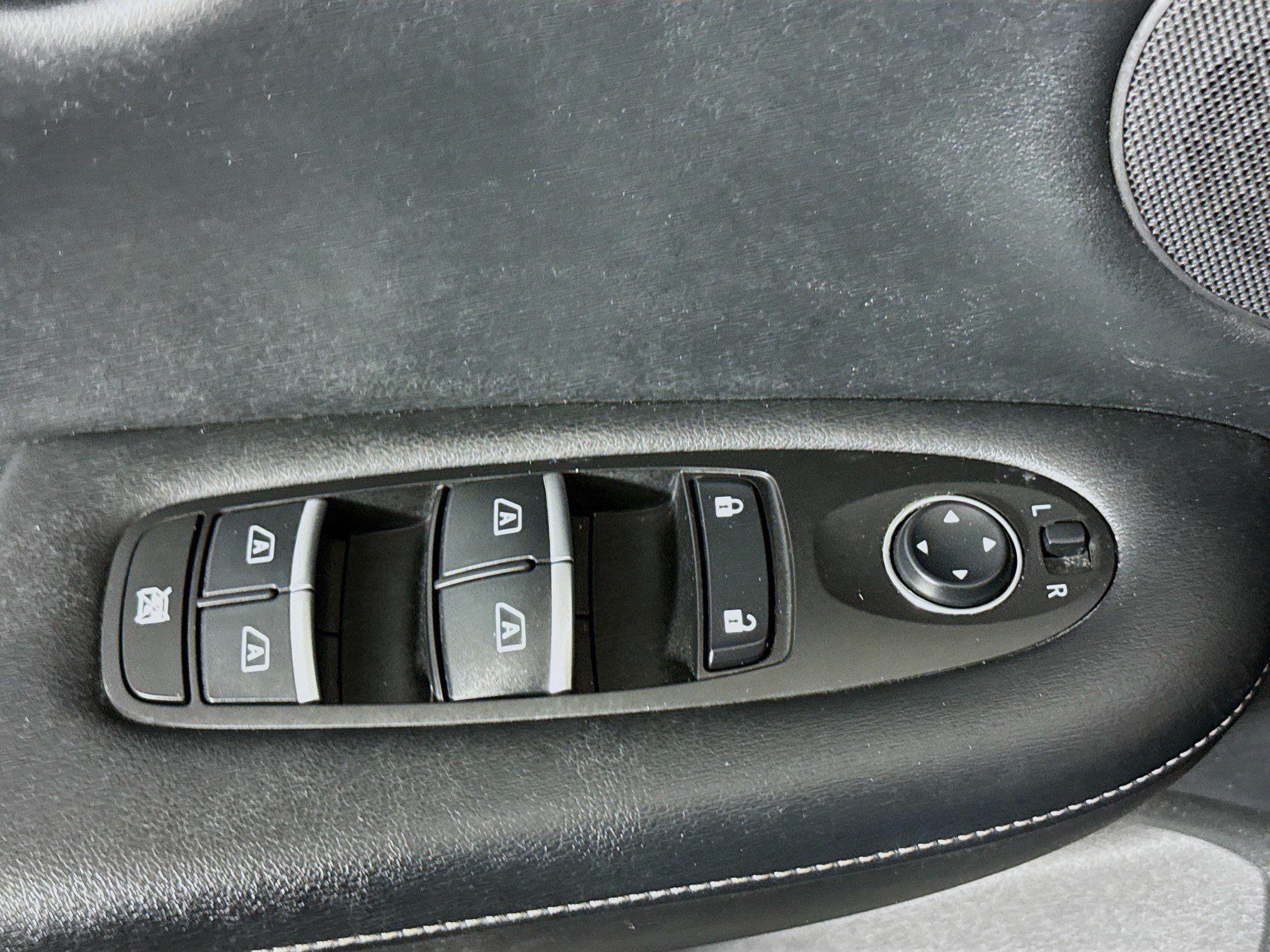 Used 2021 INFINITI QX50 Pure AWD/4WD image 24