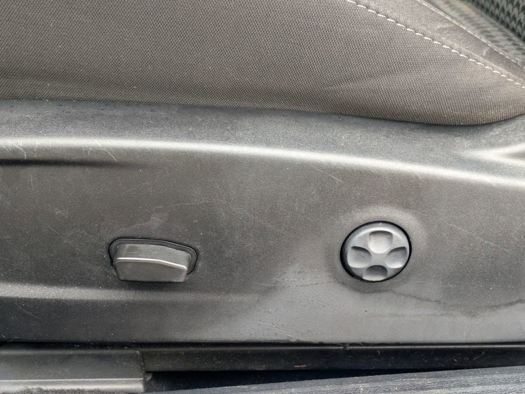 Used 2021 Dodge Challenger R/T image 10