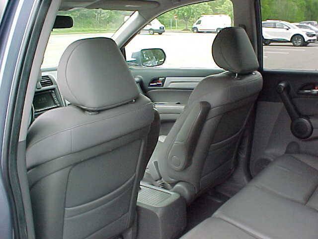 Used 2011 Honda CR-V EX-L image 18