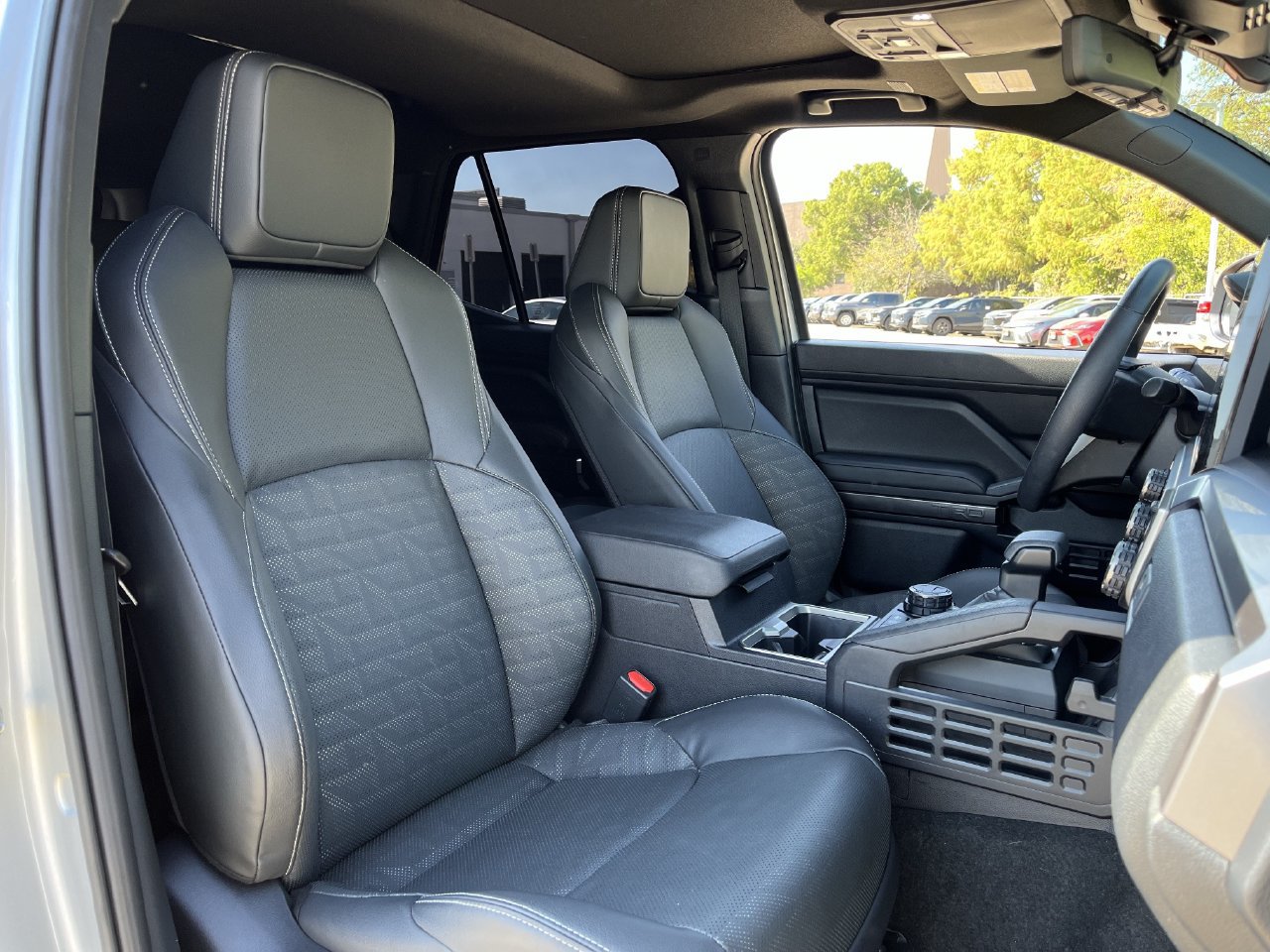 Used 2025 Toyota 4Runner TRD Off-Road Premium w/ Tow Technology Package AWD/4WD image 26