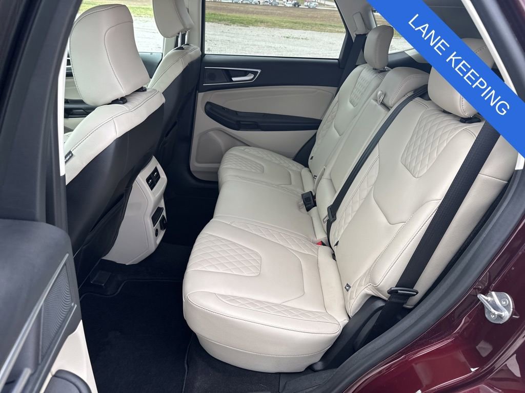 Used 2024 Ford Edge Titanium image 18